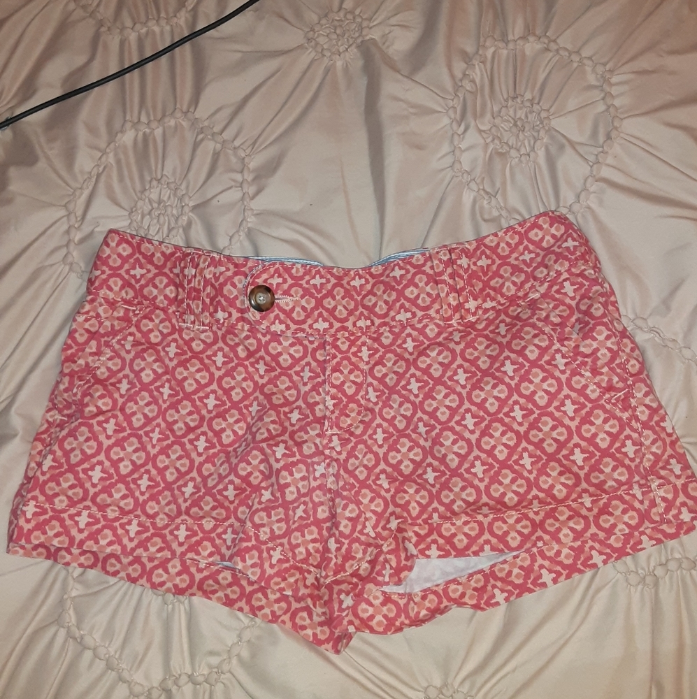 Red camel shorts
